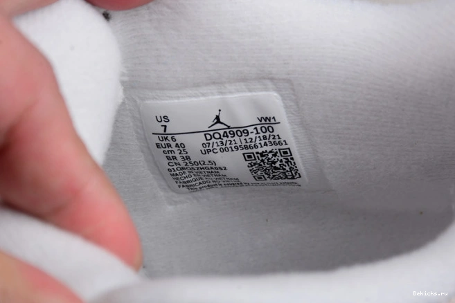 Cheap BK blank canvas dq4909-100 jordan (w) retro 4 1129